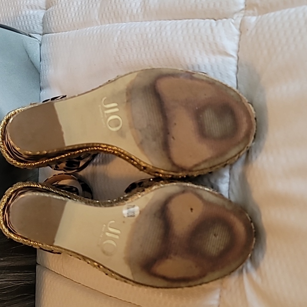 Wedges - Picture 6 of 7